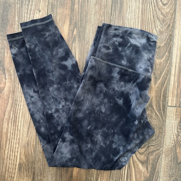 lululemon  28” Tie-Dye High-Rise Leggings Align Pant Diamond Pitch Graphite - Picture 5 of 14